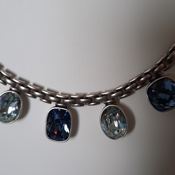 TC Swarovski Necklace - Picture 5 of 6